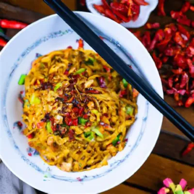  Noodles de Carne Picante com Pimenta Sichuan: Uma Sinfonia Explosiva de Sabores que Queimam e Encantam?